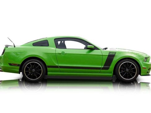 Used 2013 Ford Mustang Boss 302 w/ Boss 302 Accessory Pkg image 2