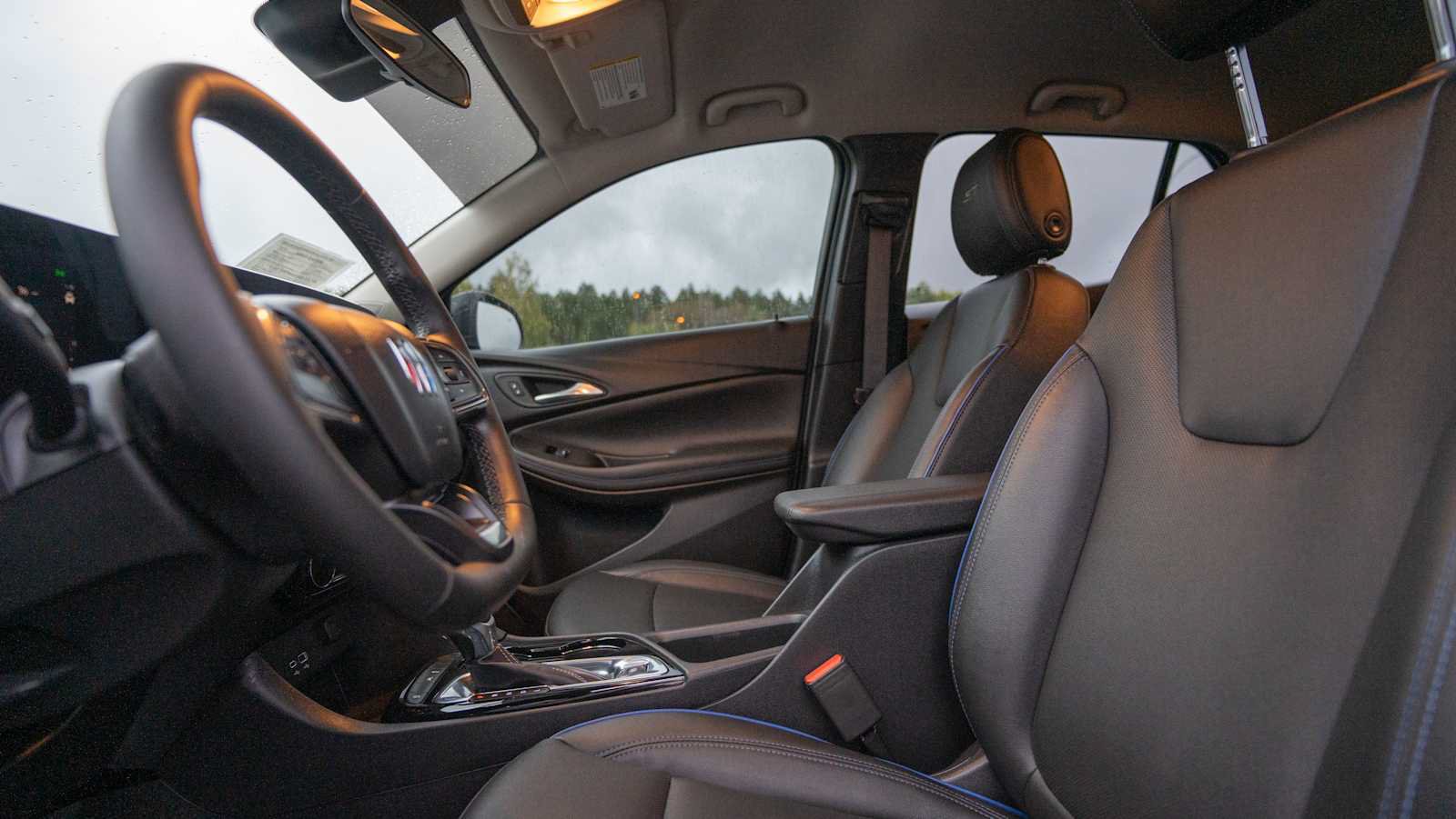 Used 2026 Buick Encore GX Sport Touring FWD image 11