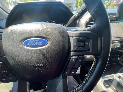 Used 2019 Ford F150 XLT w/ Equipment Group 302A Luxury AWD/4WD image 20