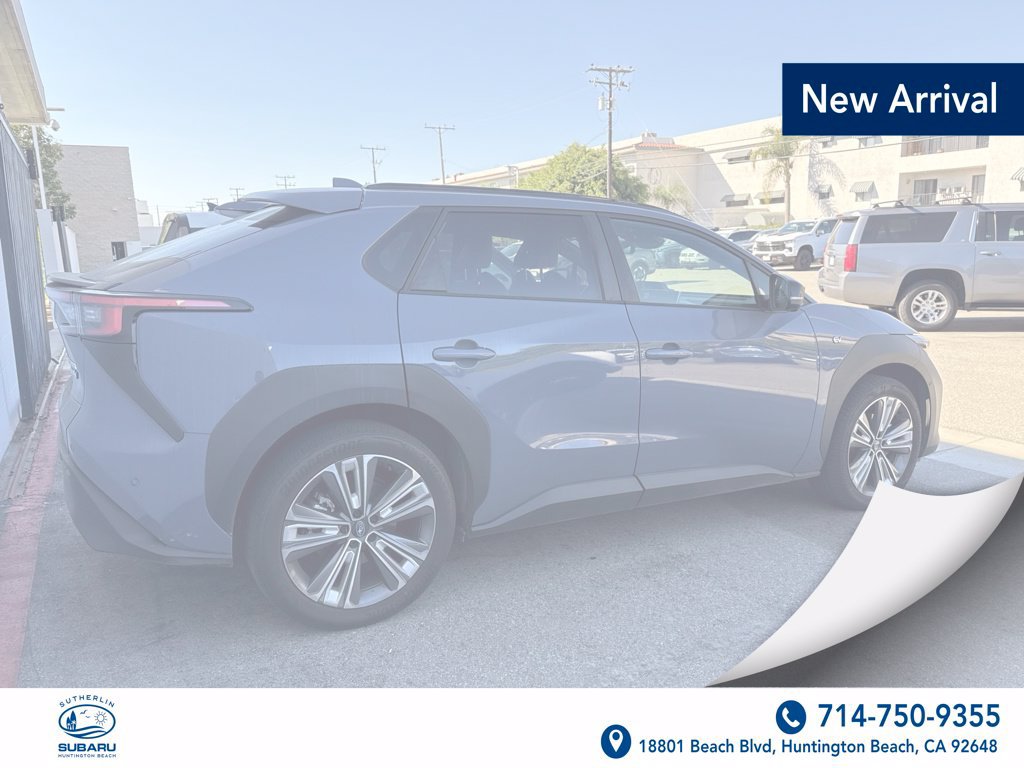 Used 2023 Subaru Solterra AWD image 2