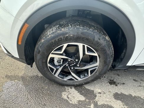 Certified 2023 Kia Sportage LX image 18