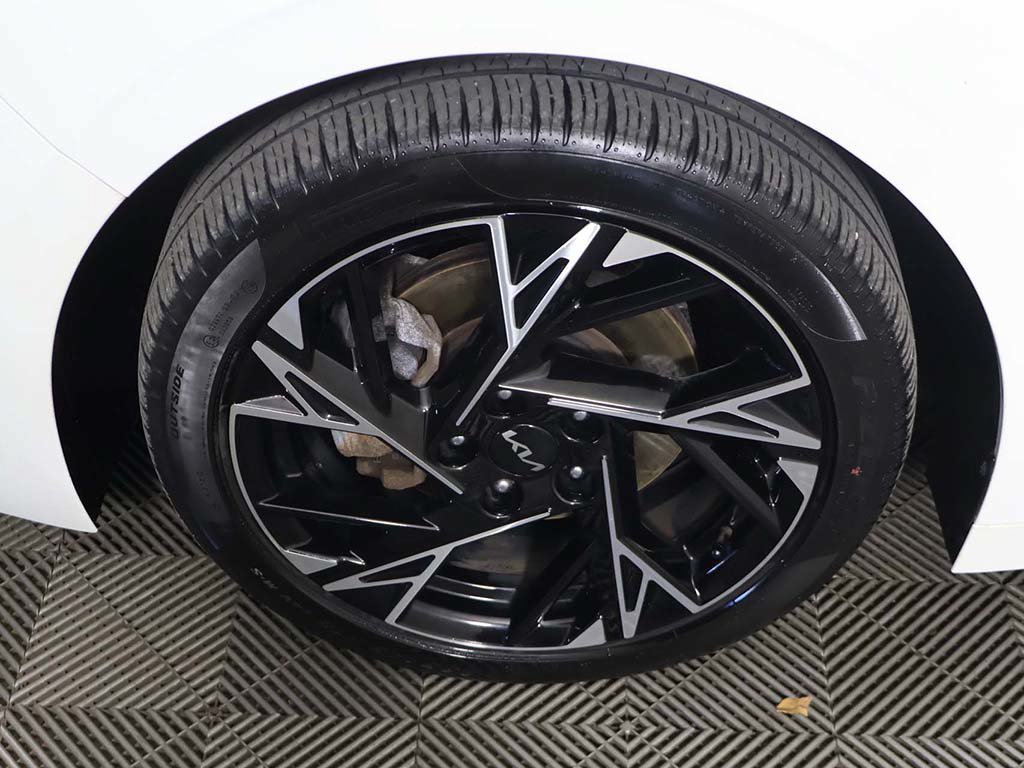 Used 2025 Kia K5 GT-Line w/ GT-Line Premium Package FWD image 20