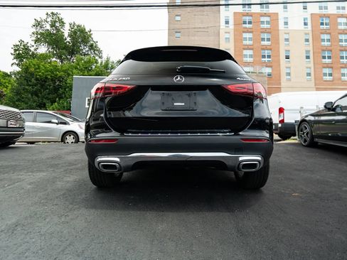 Used 2022 Mercedes-Benz GLA 250 4MATIC w/ Premium Package Lite image 5