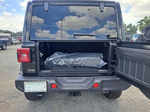 New 2025 Jeep Wrangler Unlimited Sahara AWD/4WD image 21