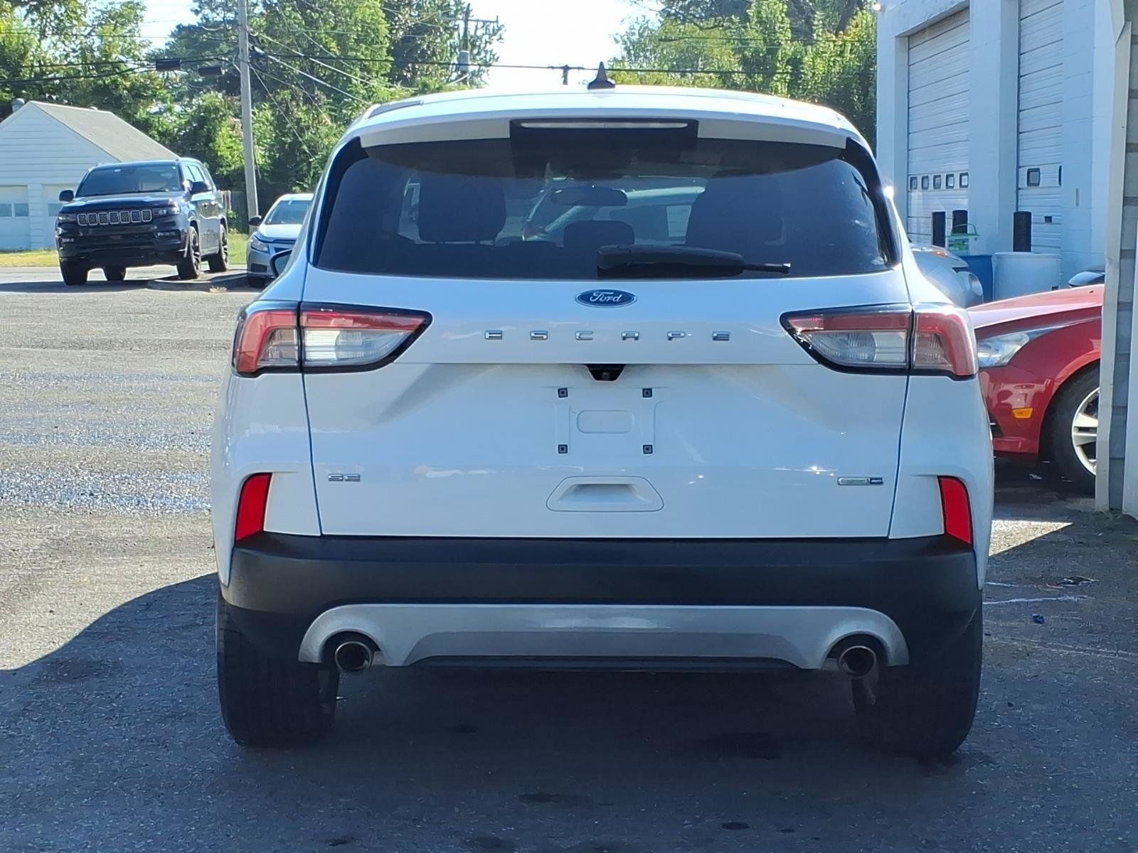 Used 2020 Ford Escape SE AWD/4WD image 4