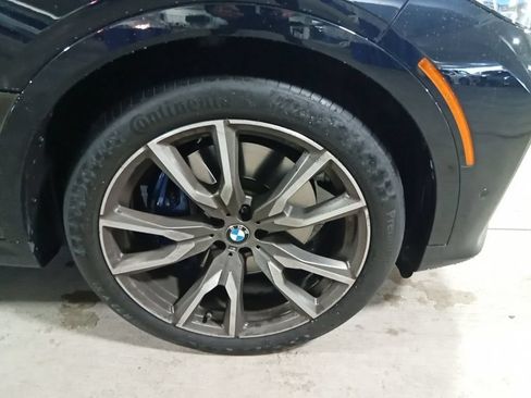 Used 2021 BMW X7 M50i w/ Cold Weather Package AWD/4WD image 14