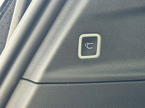 New 2026 Chrysler Pacifica Select image 39