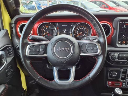 Used 2023 Jeep Wrangler Unlimited Rubicon w/ LED Lighting Group AWD/4WD image 34