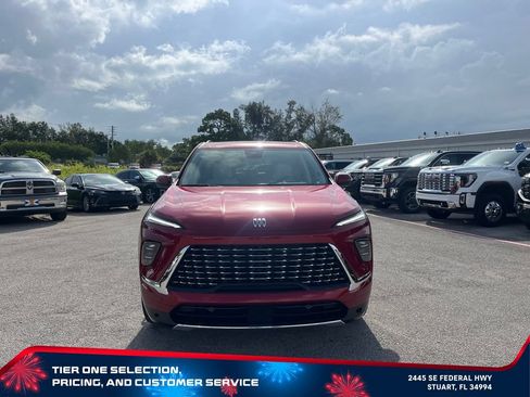 New 2026 Buick Enclave Avenir w/ Super Cruise Package AWD/4WD image 3