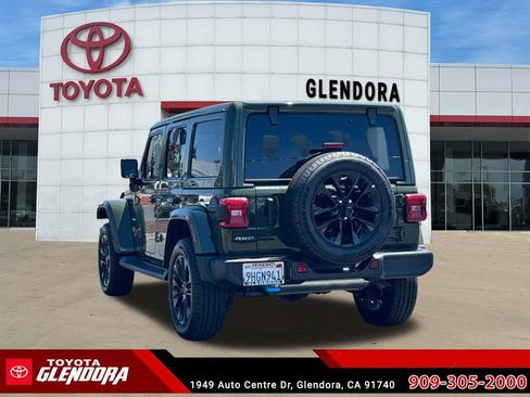Used 2024 Jeep Wrangler Unlimited Sahara AWD/4WD image 8