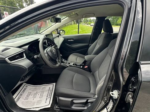 Used 2020 Toyota Corolla LE FWD image 20
