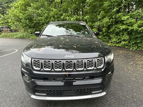 New 2025 Jeep Compass Limited w/ Sun & Sound Group image 3