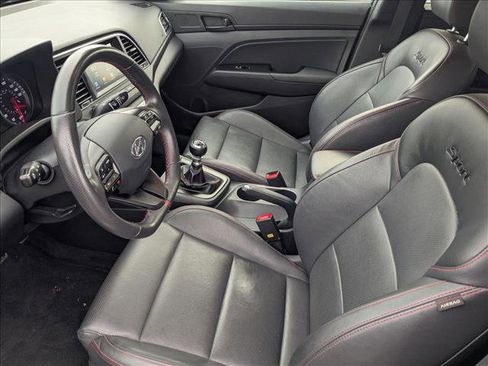 Used 2017 Hyundai Elantra Sport image 15