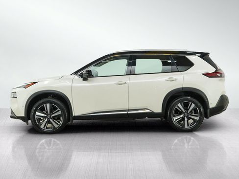 Used 2023 Nissan Rogue SL w/ SL Premium Package AWD/4WD image 2