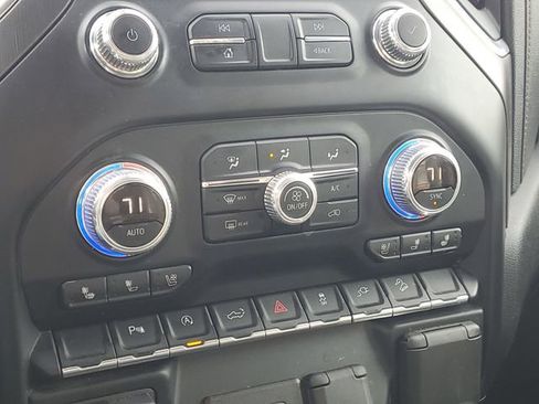 Used 2019 GMC Sierra 1500 AT4 w/ AT4 Preferred Package AWD/4WD image 26