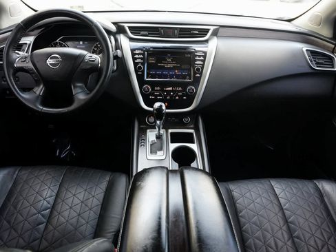 Used 2019 Nissan Murano Platinum image 7