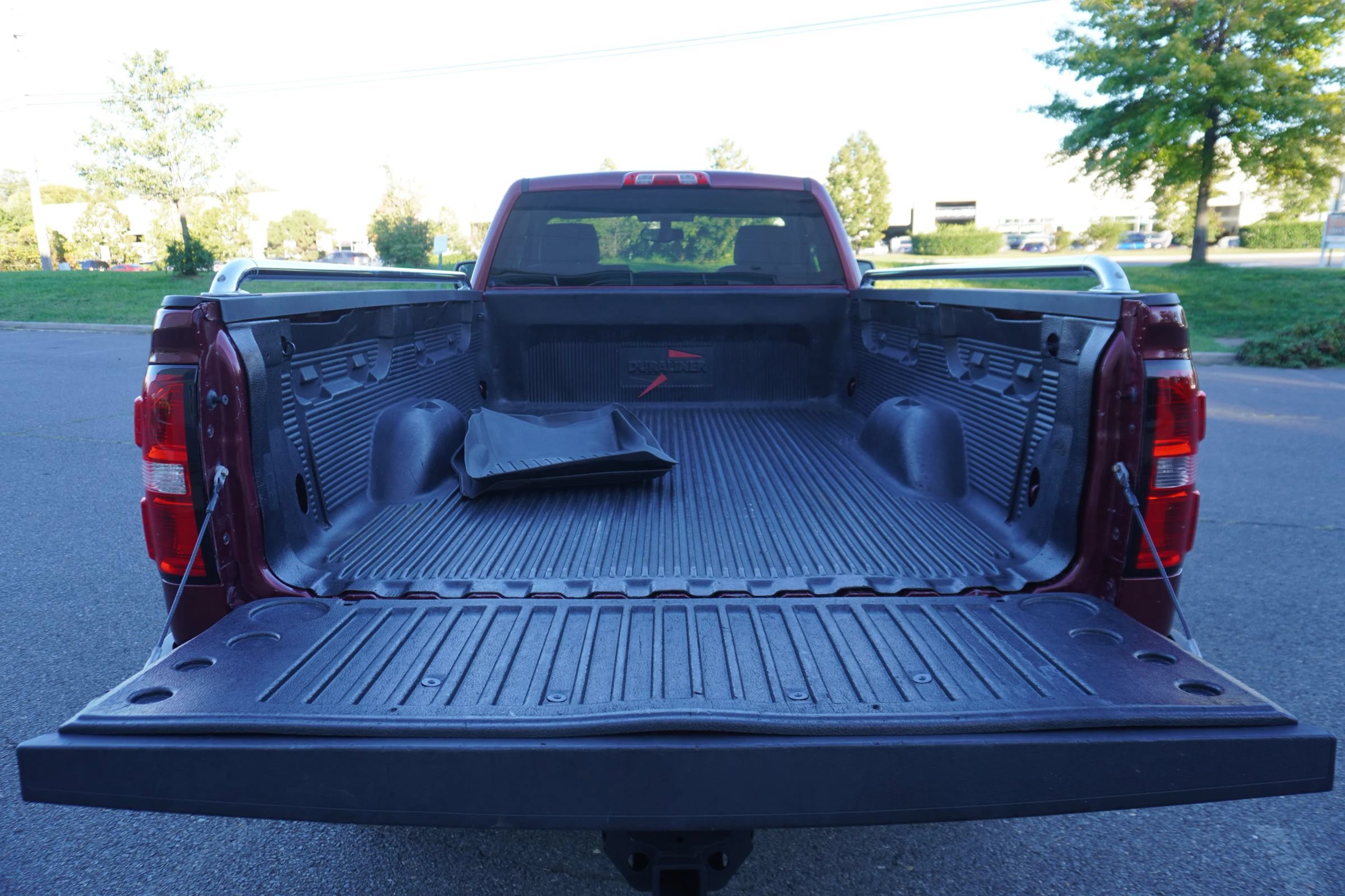Used 2015 GMC Sierra 2500 SLE w/ SLE Preferred Package AWD/4WD image 19