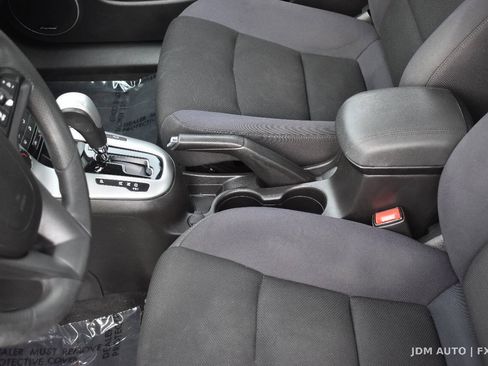 Used 2015 Chevrolet Cruze LT w/ Sun And Sound Package FWD image 29