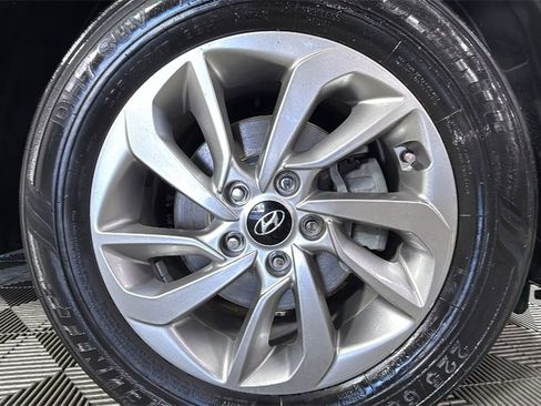 Used 2017 Hyundai Tucson SE image 35