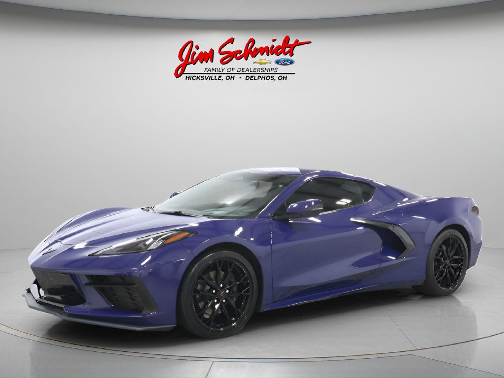 Used 2025 Chevrolet Corvette Stingray Coupe w/ 1LT RWD image 2