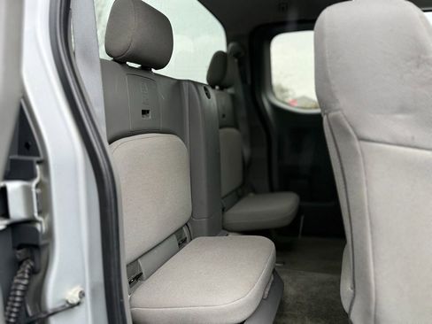 Used 2018 Nissan Frontier S image 30