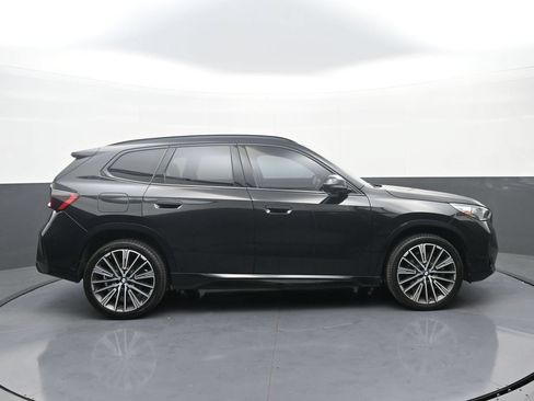 Used 2023 BMW X1 xDrive28i w/ Premium Package AWD/4WD image 8
