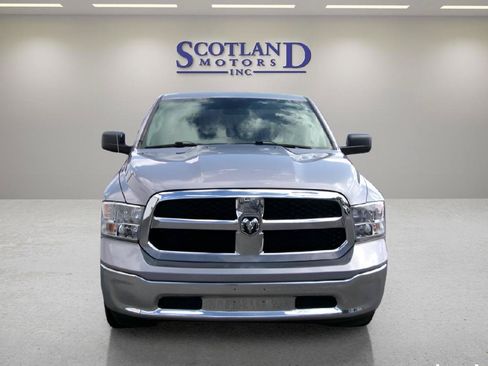 Used 2024 RAM 1500 Classic SLT AWD/4WD image 3
