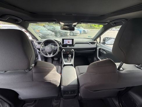 Used 2023 Toyota RAV4 SE image 36