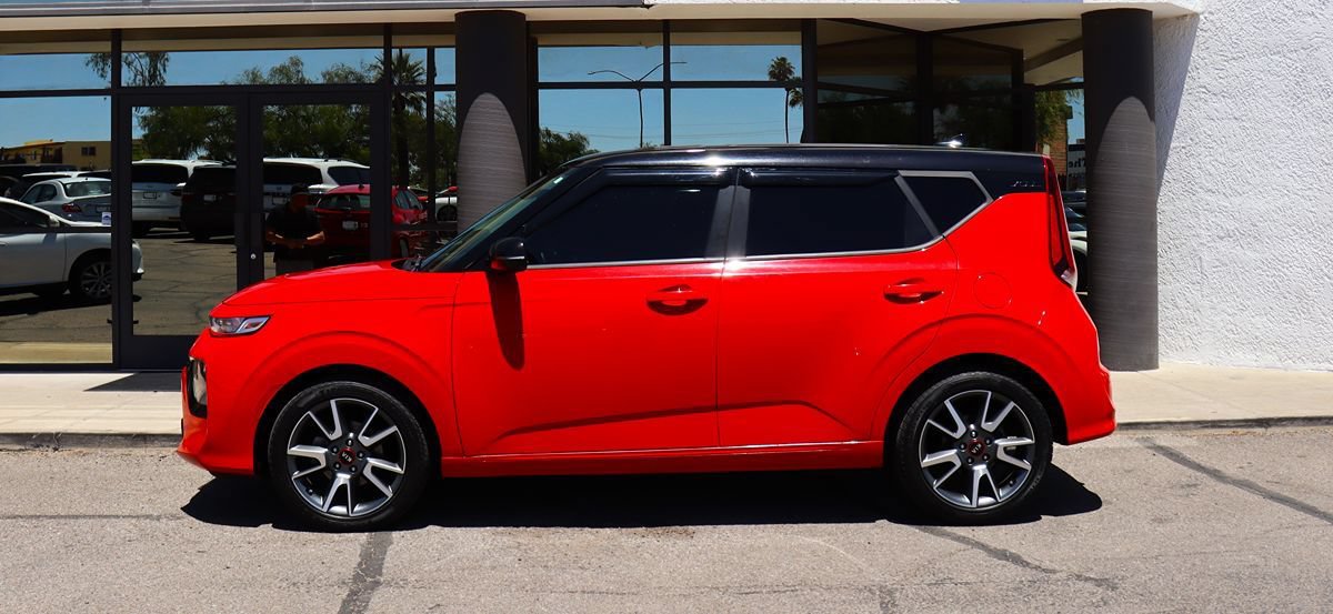 Used 2020 Kia Soul GT-Line FWD image 8