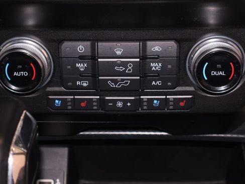 Certified 2020 Ford F150 Lariat w/ Equipment Group 502A Luxury AWD/4WD image 33