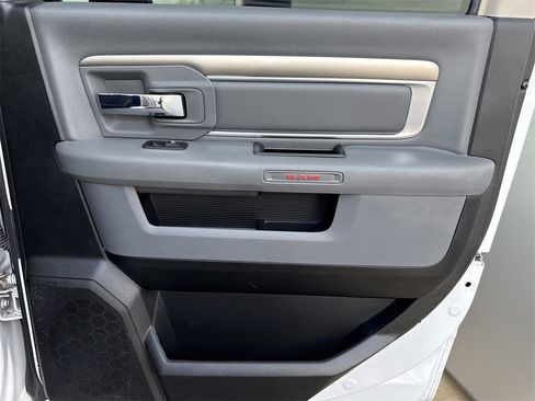 Used 2019 RAM 1500 Big Horn image 31