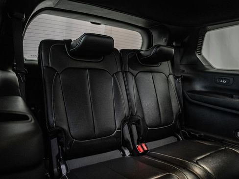 Certified 2024 Jeep Grand Cherokee L Limited image 38