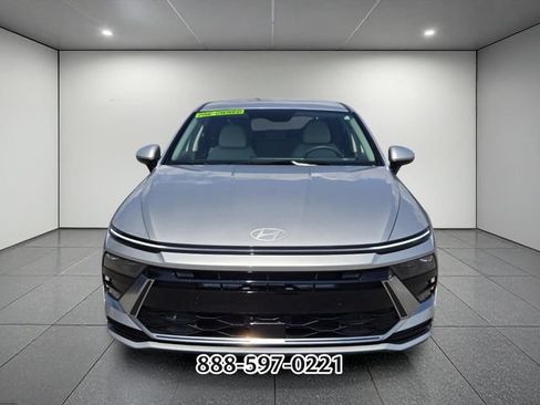 Used 2025 Hyundai Sonata SEL FWD image 8