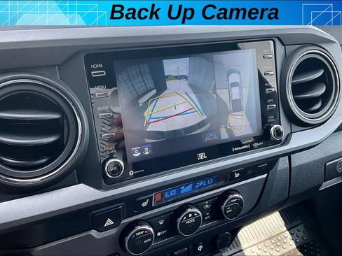 Used 2022 Toyota Tacoma TRD Sport w/ TRD Premium Sport Package RWD image 16