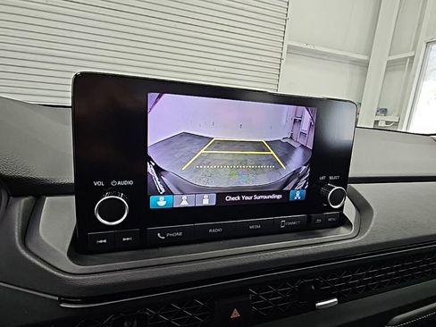 Used 2025 Honda Accord SE image 15