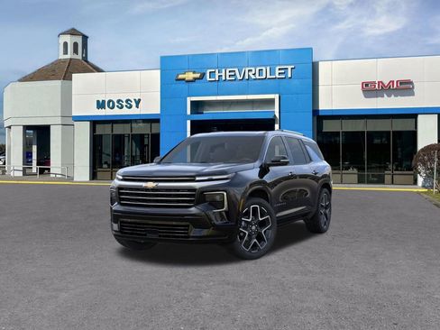 New 2026 Chevrolet Traverse High Country FWD image 8