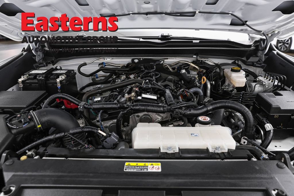 Used 2025 Toyota Tacoma SR RWD image 9