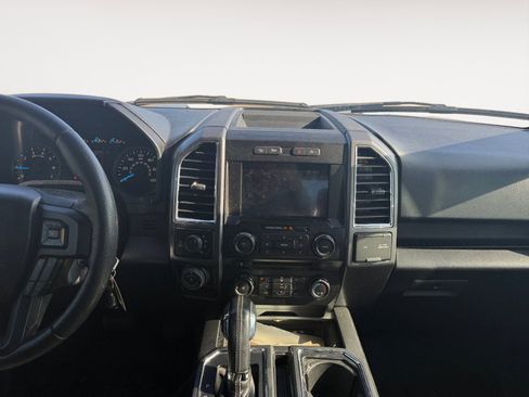 Used 2016 Ford F150 XLT w/ Equipment Group 302A Luxury image 11