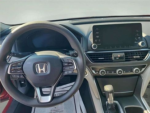 Used 2019 Honda Accord LX image 9