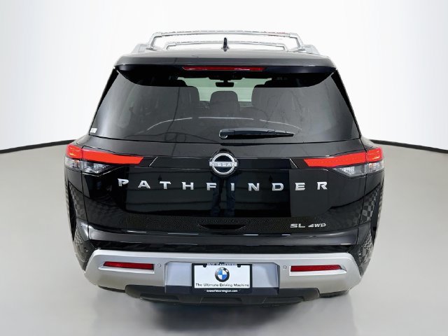 Used 2025 Nissan Pathfinder SL AWD/4WD image 6