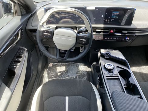 New 2025 Kia EV6 GT-Line image 13