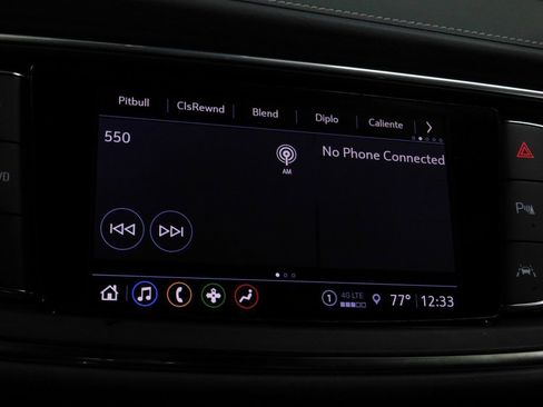 Used 2024 Buick Enclave Essence image 50