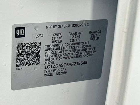Used 2023 Chevrolet Malibu LT FWD image 32
