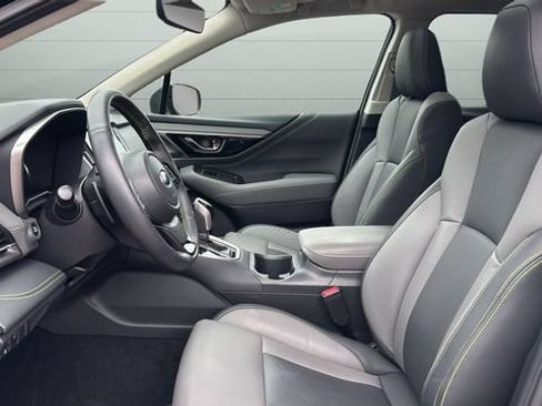 Used 2025 Subaru Outback Onyx Edition AWD/4WD image 21