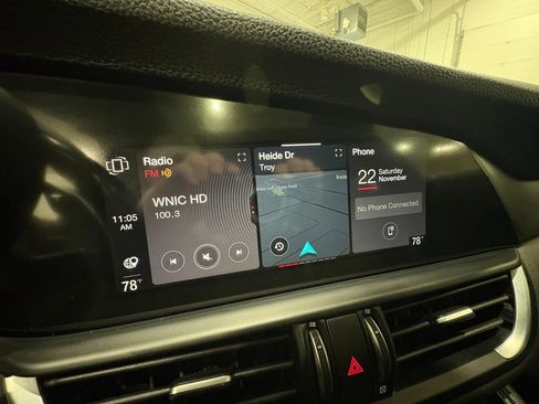 Used 2021 Alfa Romeo Giulia Ti Sport image 19