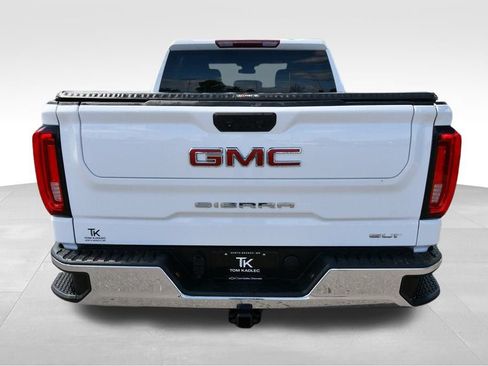 Used 2023 GMC Sierra 1500 SLT w/ SLT Convenience Package AWD/4WD image 6