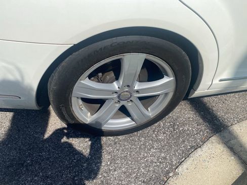 Used 2010 Mercedes-Benz S 550 image 10