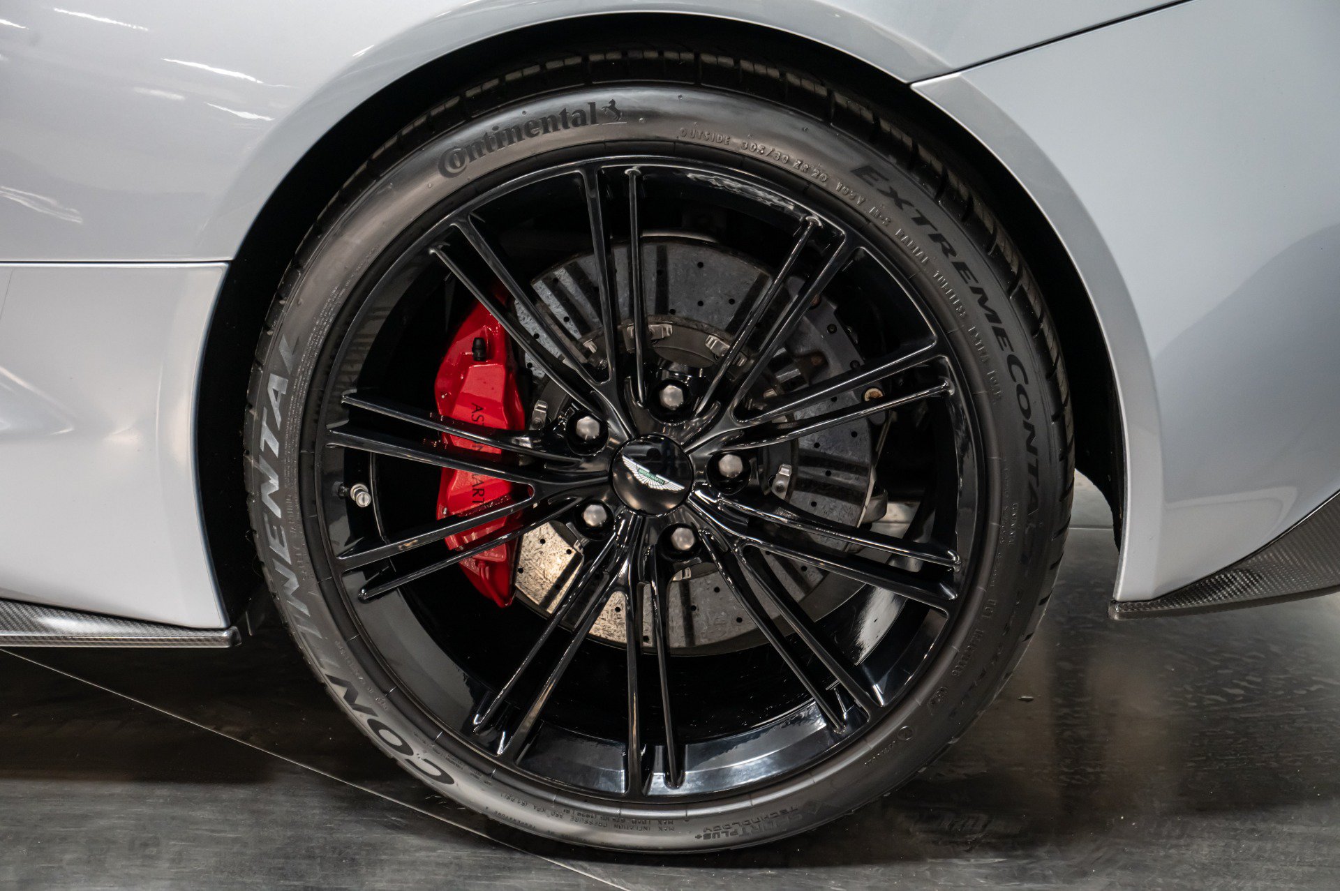 Used 2014 Aston Martin Vanquish Coupe RWD image 55