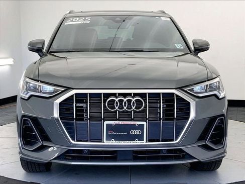 Used 2025 Audi Q3 2.0T Premium Plus w/ Premium Plus Package AWD/4WD image 8