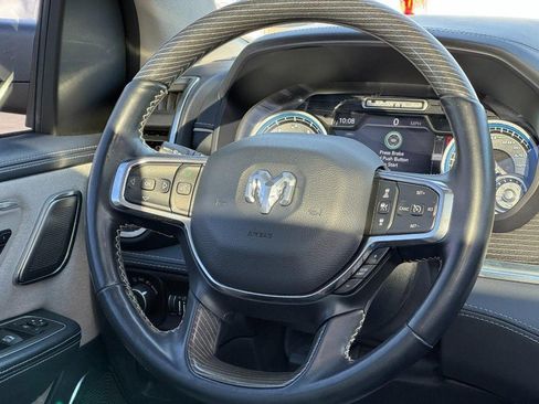 Used 2022 RAM 1500 Limited image 12